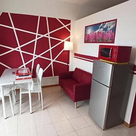מאלצ'סינה New Piccolo Residence מראה חיצוני תמונה